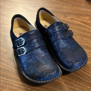 Alegria Woman’s Navy Loafers with Buckle Detail